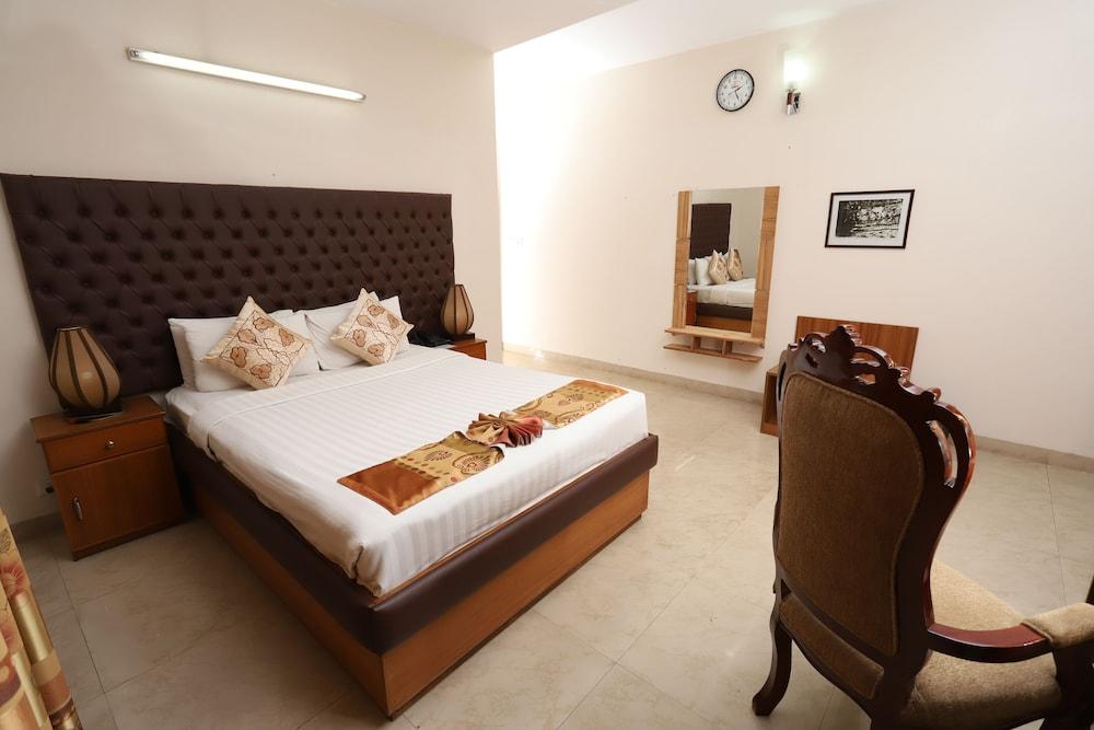 Dhaka Golden Inn - Banani'Lakeside Exterior photo