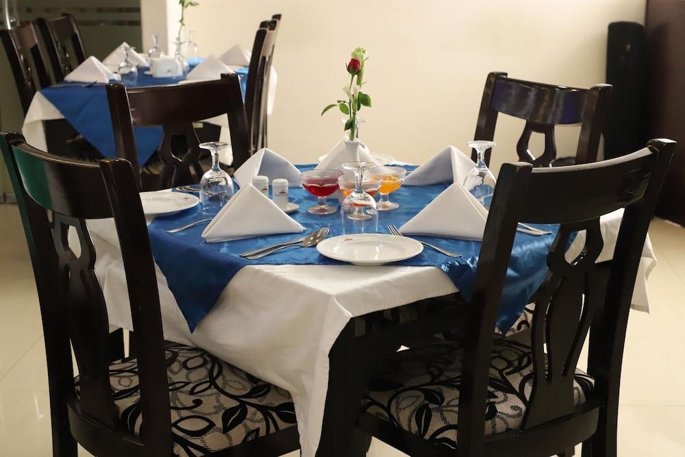 Dhaka Golden Inn - Banani'Lakeside Exterior photo
