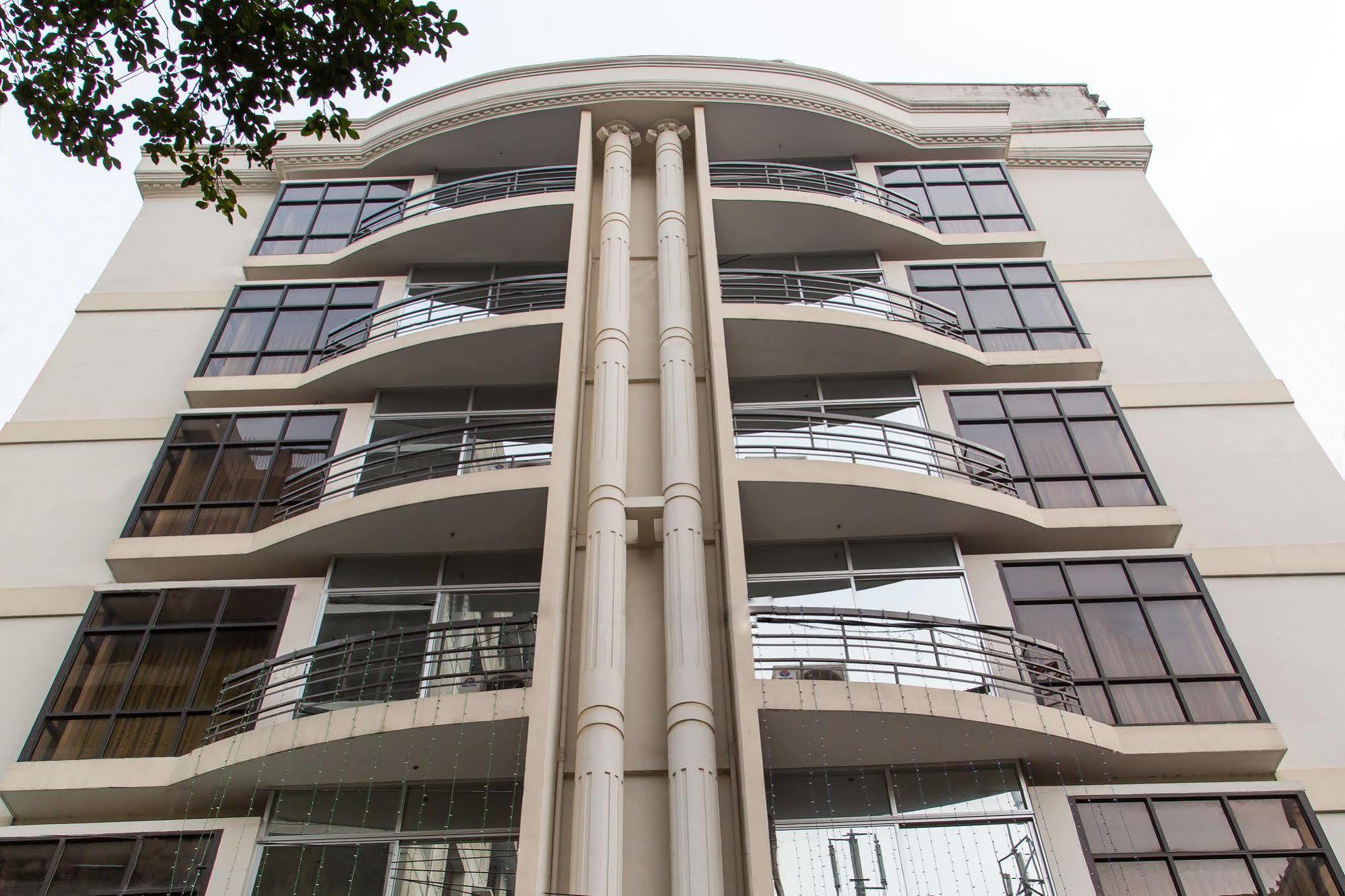 Dhaka Golden Inn - Banani'Lakeside Exterior photo