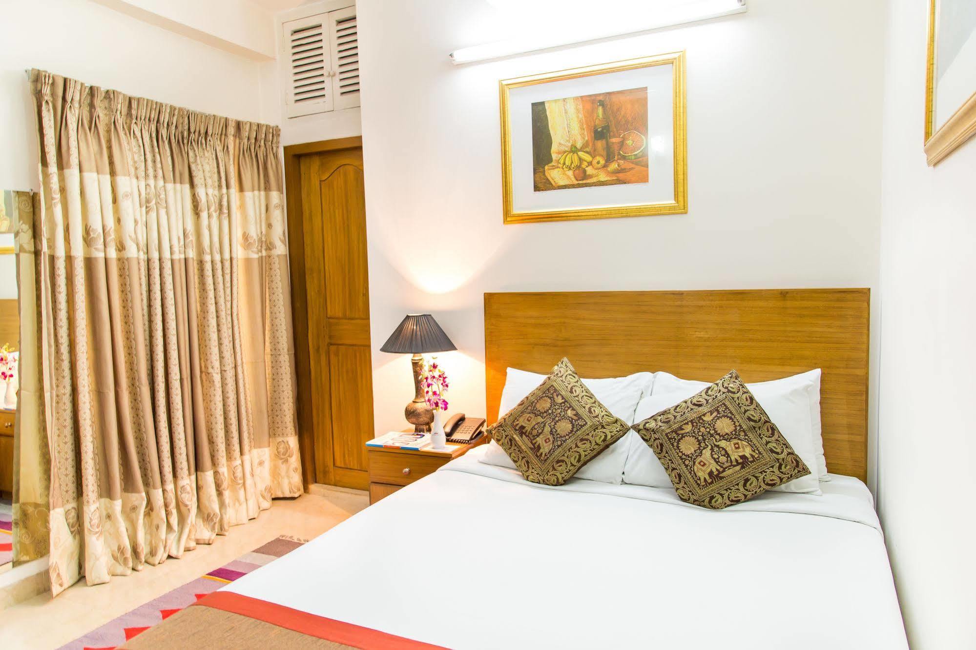 Dhaka Golden Inn - Banani'Lakeside Exterior photo