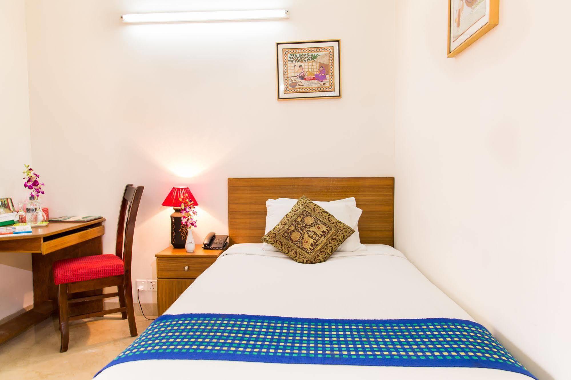 Dhaka Golden Inn - Banani'Lakeside Exterior photo