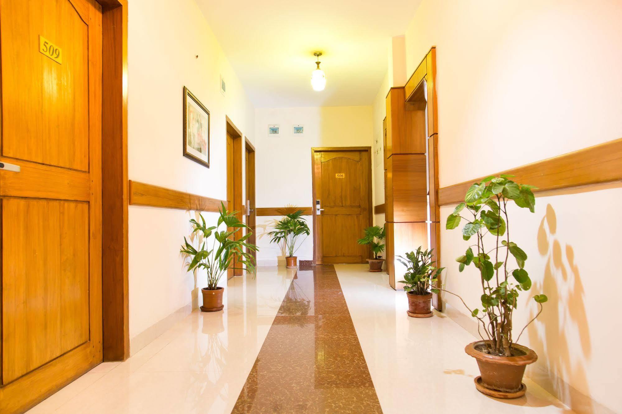 Dhaka Golden Inn - Banani'Lakeside Exterior photo