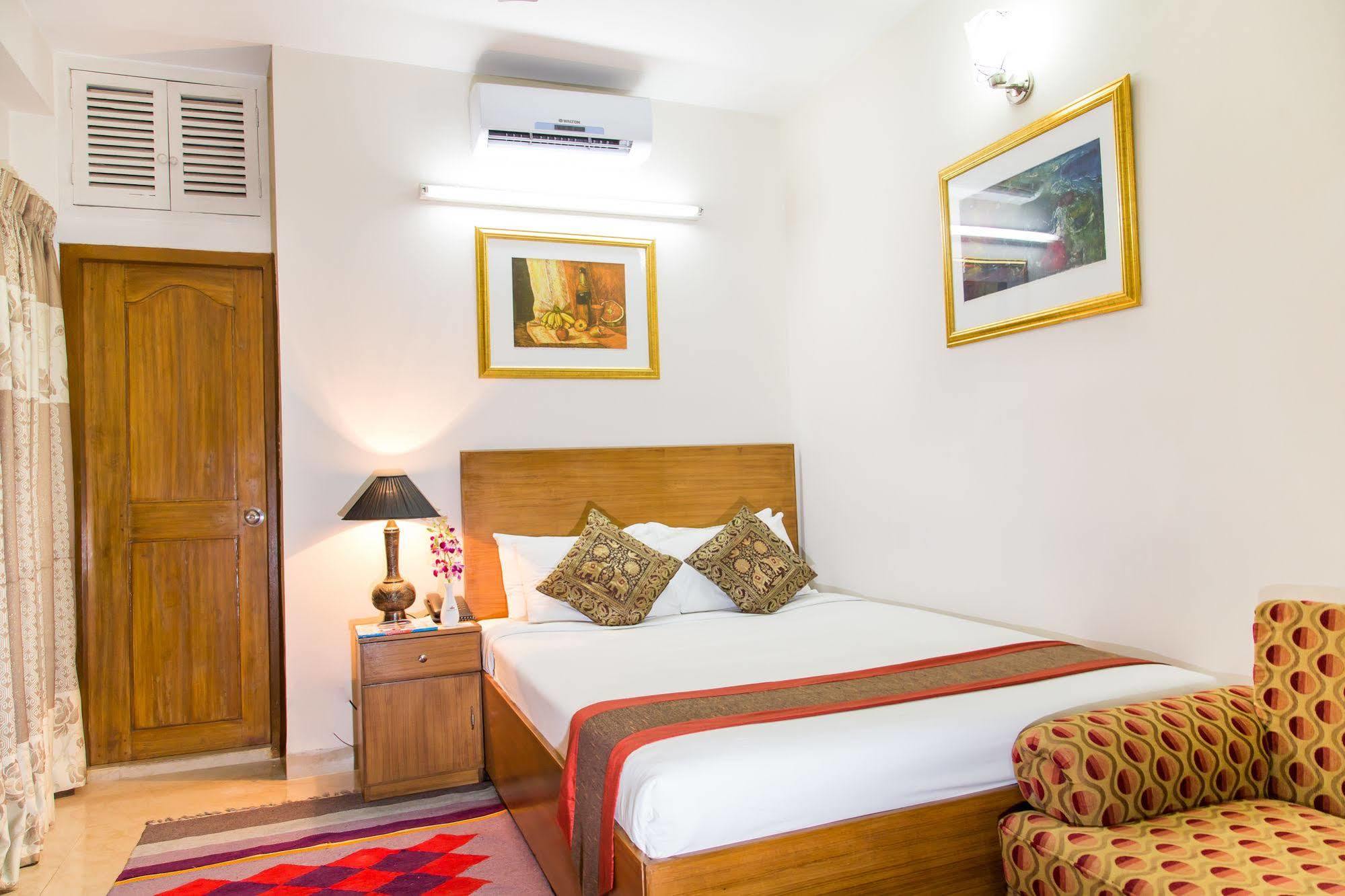 Dhaka Golden Inn - Banani'Lakeside Exterior photo