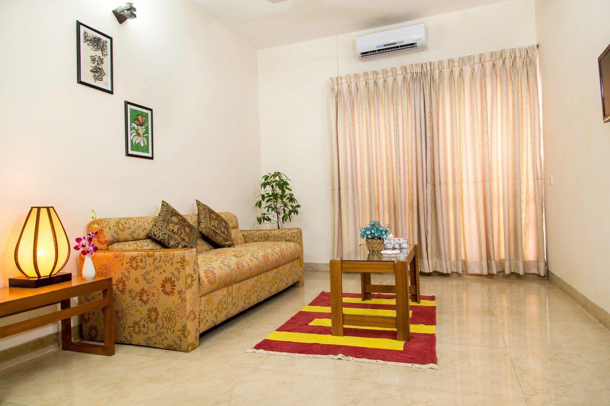 Dhaka Golden Inn - Banani'Lakeside Exterior photo