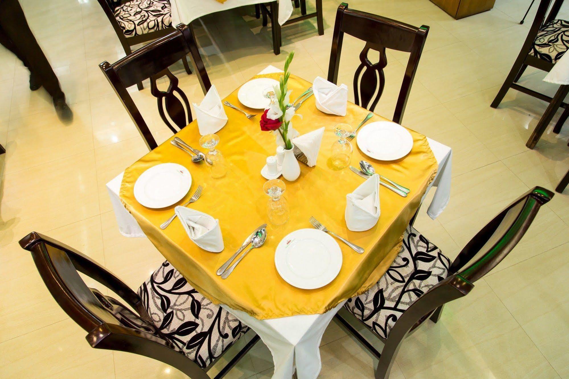 Dhaka Golden Inn - Banani'Lakeside Exterior photo